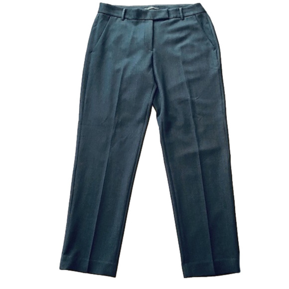 TAHARI relaxed fit Navy Blue dress pants with front pockets. Office Wear size 4 - Picture 3 of 13